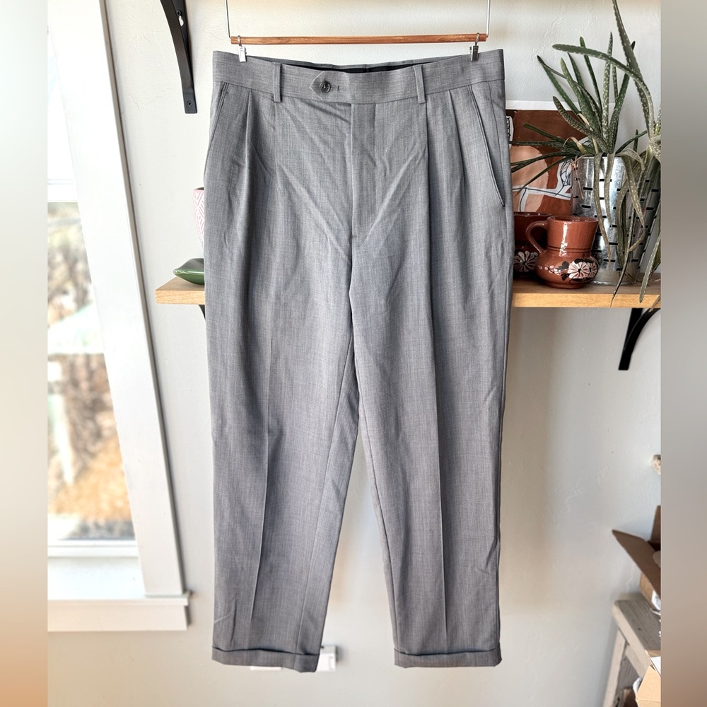 Joseph & Feiss Gray Wool Pleated Trousers Dress Pants Size 32